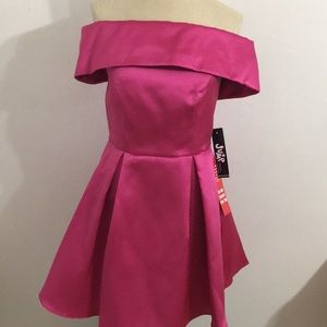 NWT Pink Off the Shoulders Formal Dress
